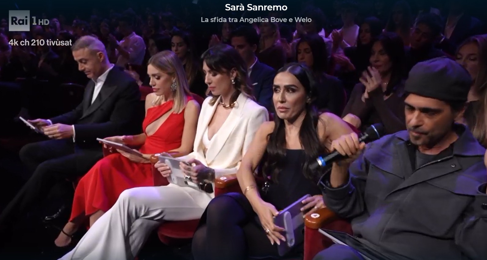 La commissione musicale utilizza DeltaVote durante Sarà Sanremo 2025 su Rai 1 - La sfida tra Angelica Bove e Welo